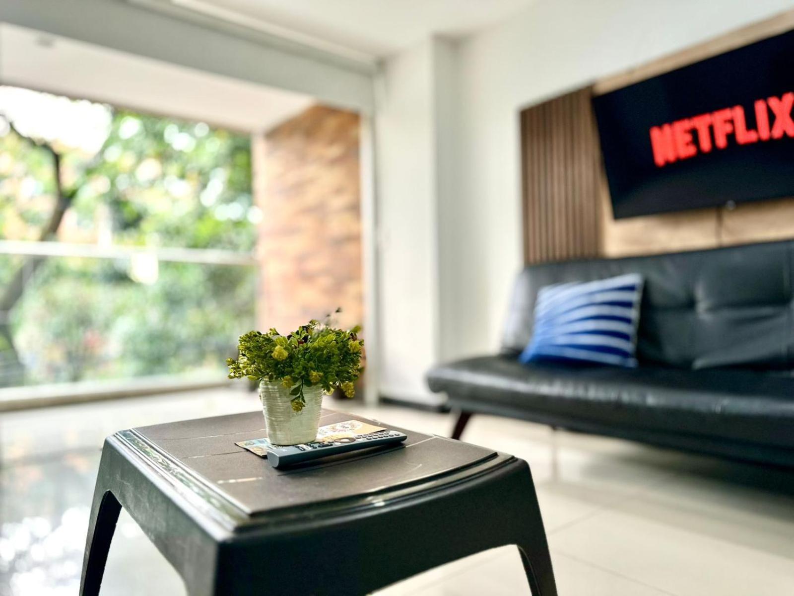 Apto Moderno En Laureles Medellín Exteriér fotografie